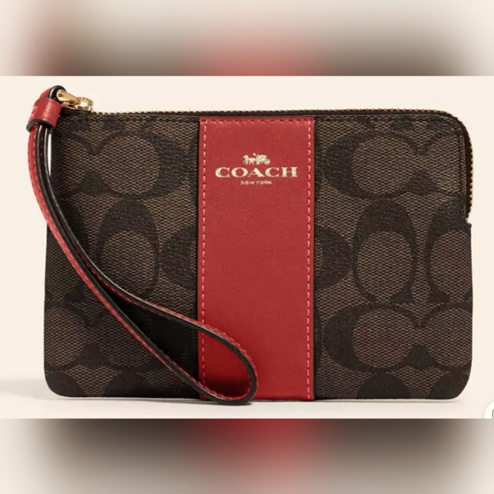NWT Coach Signature Pattern Wristlet w/Zipper - Picture 1 of 3